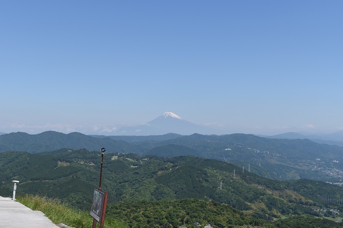 view_from_mountaintop