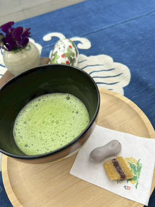 85BB4F84-6CDD-49D5-97AD-6C2CE4F0F308